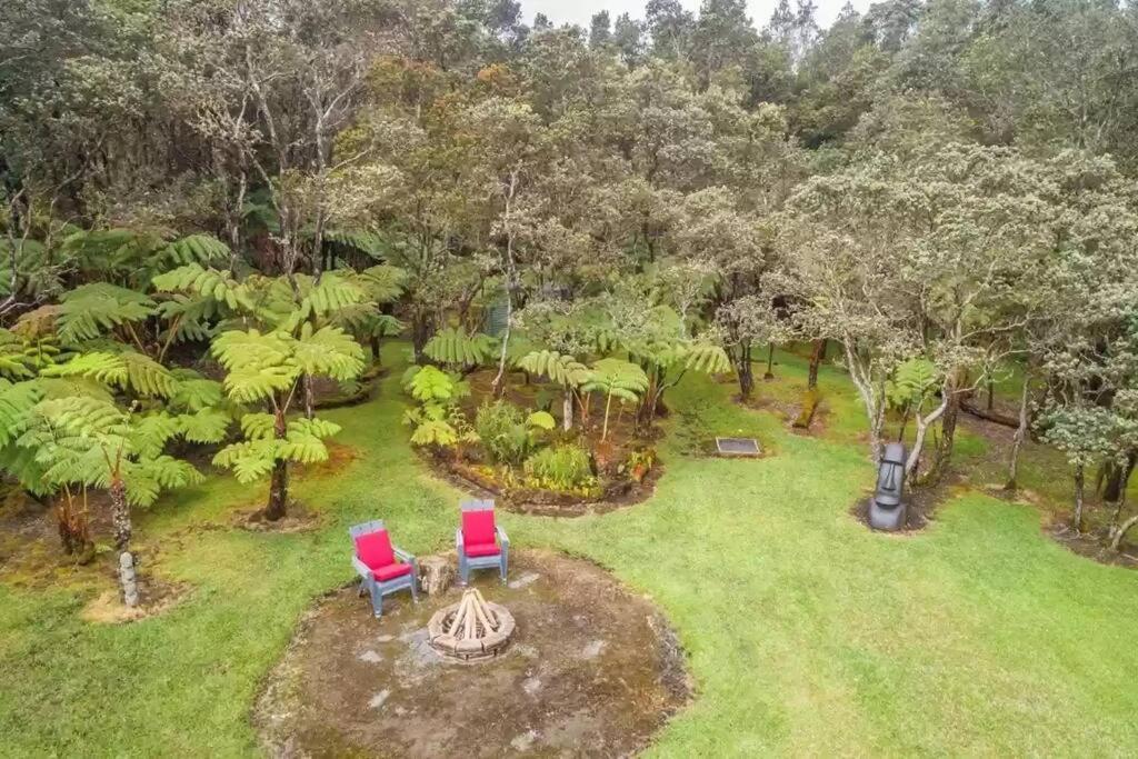 Hau'Oli Place Tiki Cottage In Волкано Экстерьер фото